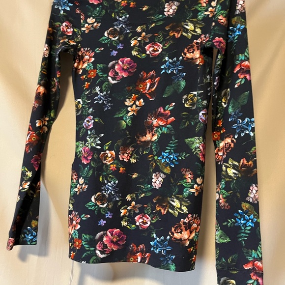 Marc Cain Sport Top size 34 / S - Picture 1 of 8